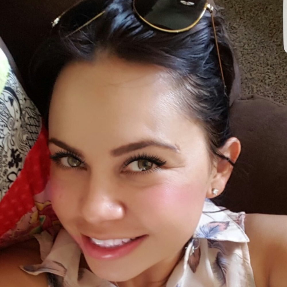 Meet your Posher, Stephy